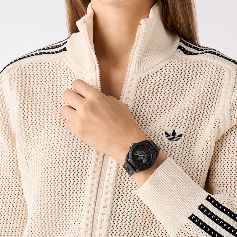 adidas Оригинальные Наручные Часы PROJECT Кварцевый Механизм Силиконовый Ремешок Черный Циферблат Унисекс AOST250332I