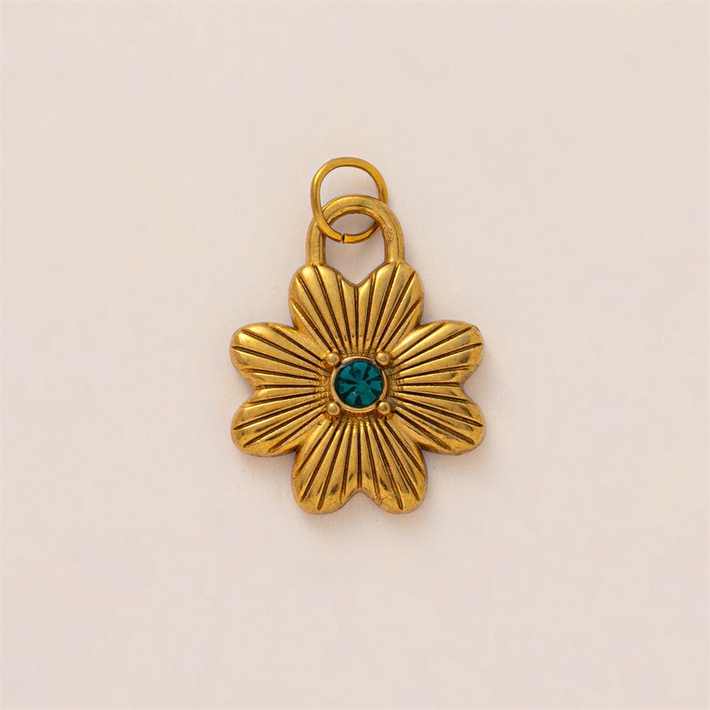 Stainless steel popular DIY heart-shaped zircon-inlaid multi-style pendant necklace, gold-plated and color-preserving
