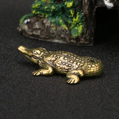 Латунные фигурки аллигаторов Миниатюры Украшения для дома Антикварная медная статуэтка аллигатора Настольное украшение Коллекция домашних животных для чая Поделки