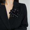 Women Brooch Flower Shape Rhinestone Faux Pearl Anti-slip Bag Coat Collar Hat Scarf Decoration Clothes Pin Party Prom Garment Jewelry
