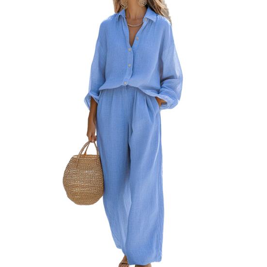 Женский повседневный костюм из двух частей: футболка с длинным рукавом на пуговицах и брюки с широкими штанинами. Осенне-весенний комплект для отдыха.