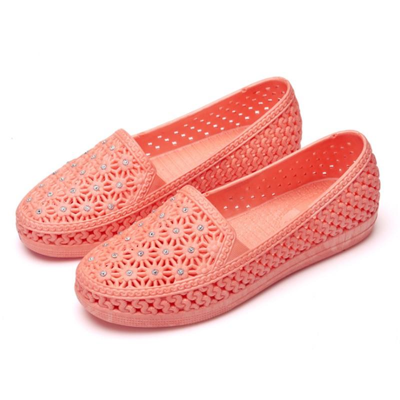 Women's Flats 2024 Summer Breathable Hollow Shallow Slip On Walking Shoes for Women Outdoor Fashion Light Ladies Casual Shoes
