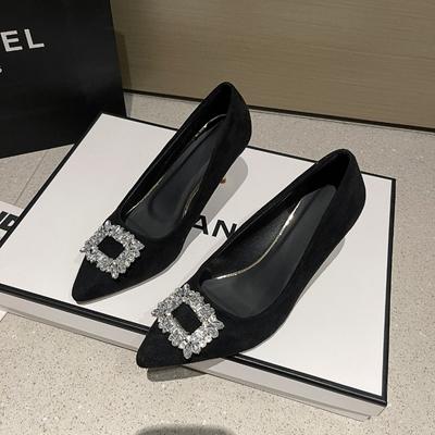 Мода Женская Мода Туфли на Тонком Каблуке Осень Новые Остроносые С Неглубоким Вырезом Коровья Замша Стразы Квадратная Пряжка Темперамент Высокие Каблуки