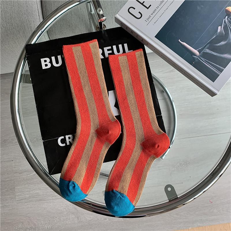 New European Trend Contrasting Color Vertical Stripe Medium Tube Socks Design Double Needle Double Way Cotton Socks
