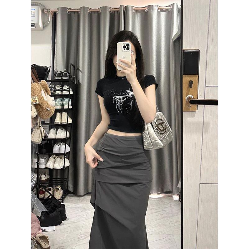 Design Sense Casual Midi Skirt for Women: High-Waist, Pleated, Slit, and Hip-Wrap Style for a Slim Look