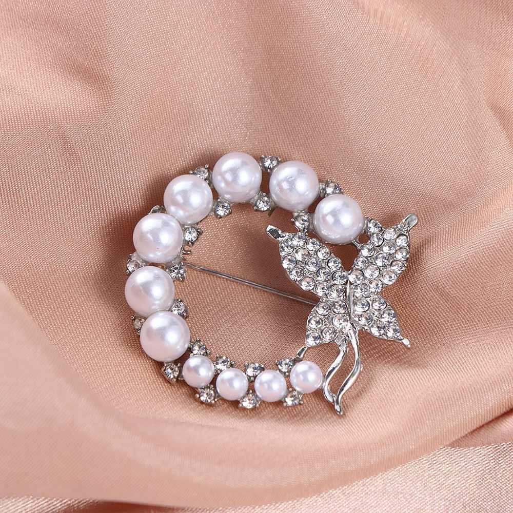 Baroque Circle Butterfly Brooch Elegant Rhinestone Circle Brooches Wreath Butterfly Brooch  Party