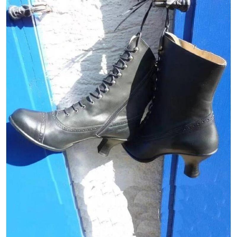 Новые женские короткие ботинки из искусственной кожи, байкерские ботинки на высоком каблуке с острым носком, женские викторианские ботинки в стиле ретро