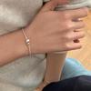 Браслет «Змеиная кость» с бусинами в форме сердца - Новый женский стиль легкой роскоши, простой и уникальный дизайн в ручных украшениях.