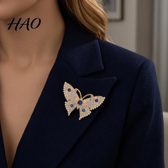 Daily Wear Jewelry Women Rhinestone Butterfly Brooch Pin, Vintage Insect Alloy Badge Elegant Clothing Accessories for Wedding Party Prom Dress
