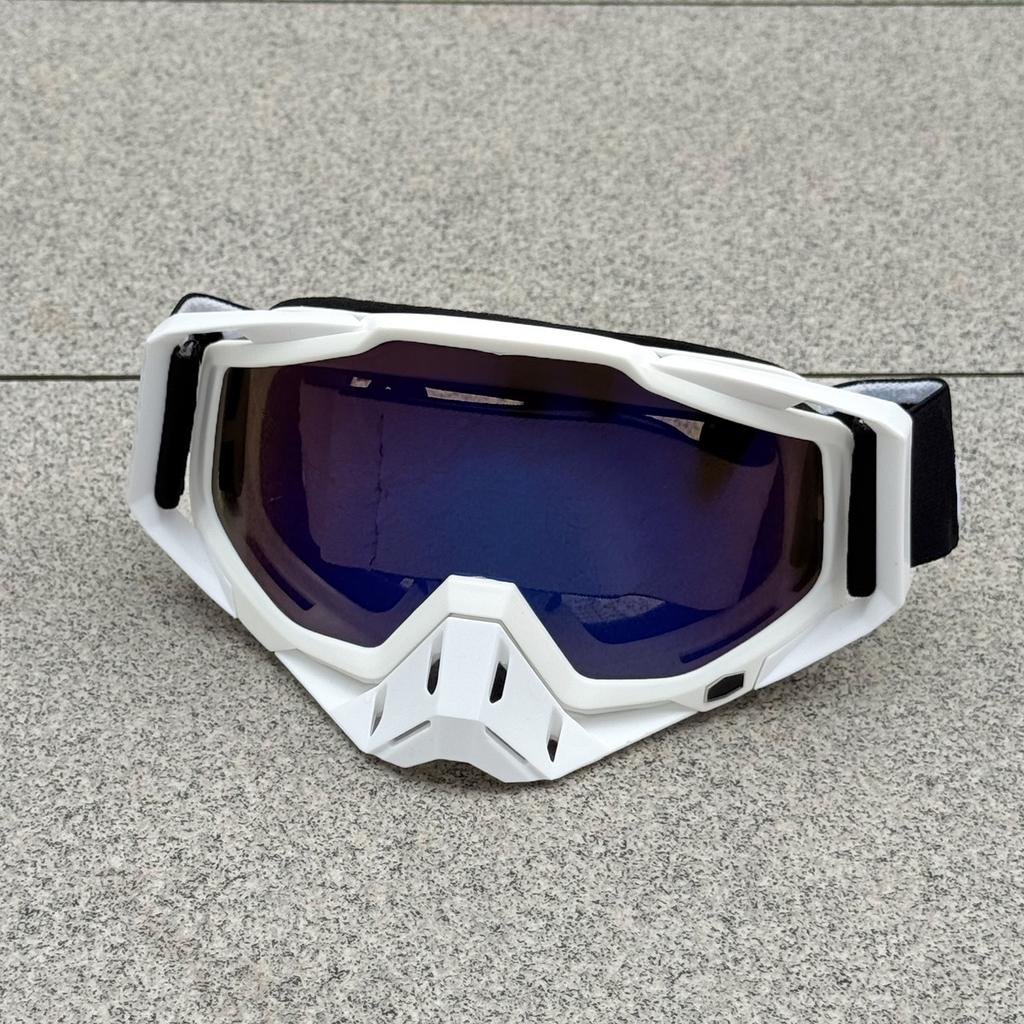 Protective Windshield Motorcycle Goggles Men's Riding UV400 Windproof And Sand Resistant Detachable Off-road Helmet Goggles