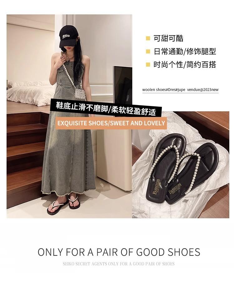 Шлепанцы женские летние сандалии с пальцами 2025 новые интернет знаменитости стразы плоские пляжные туфли ins супер огонь