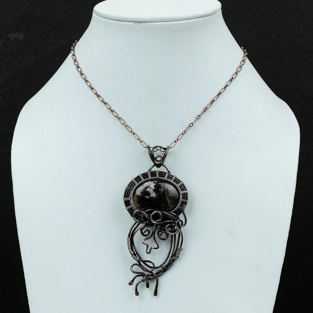 Кулон с розовым турмалином, кулон, обмотанный медной проволокой, украшения с турмалином, кулон с драгоценным камнем, украшения из античной меди, кулон ручной работы, подарок для него