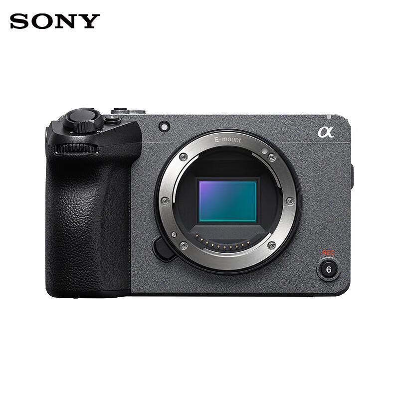 Sony Компактная 4K кинокамера ILME-FX30B в комплекте с объективом Tamron 18-300mm (Китайская версия)