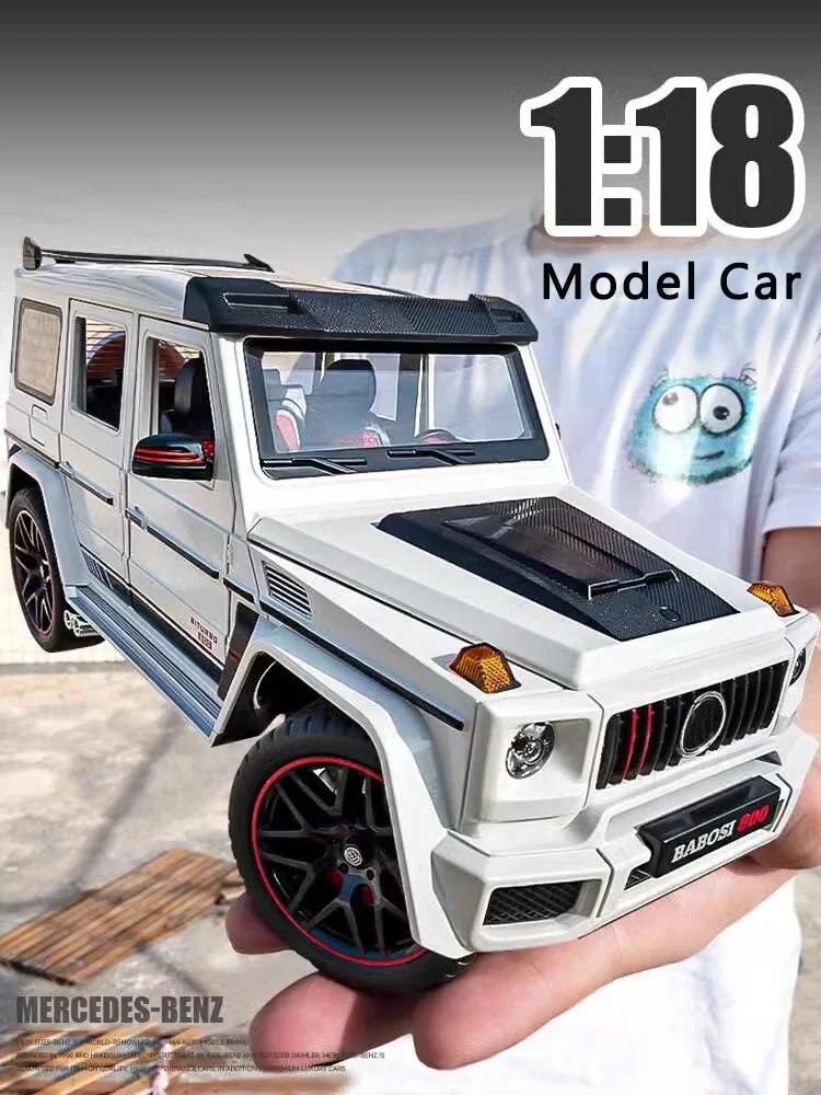 1:18 Металлическая модель автомобиля Mercedes-Benz G800 Симуляция звука и света Машинка-игрушка с механизмом оттягивания Внедорожник SUV Игрушка Коллекция для мальчиков Украшение Подарок