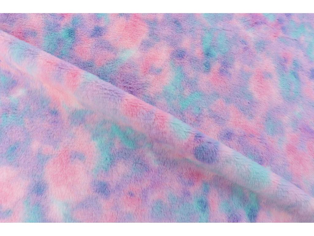 Ткань из бархата с радужным градиентом и имитацией кроличьей шерсти с фантазийными цветами