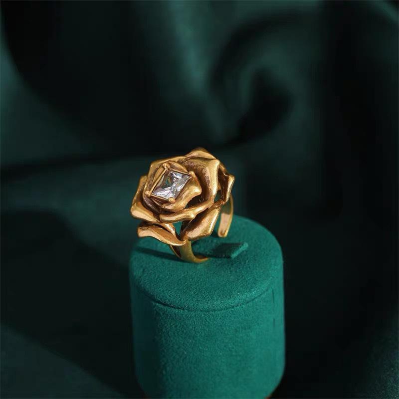 Винтажная мода ювелирные изделия темпераментные цветочные кольца для женщин подарки нежные универсальные цветочные подвески ожерелья аксессуары подарки