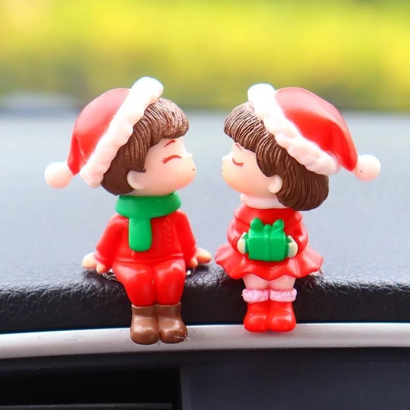 1-10PCS Christmas Couple Cute Car Ornaments Cartoon Action Dashboard Decoration Lovely Kiss Creative Gift for Car Interior