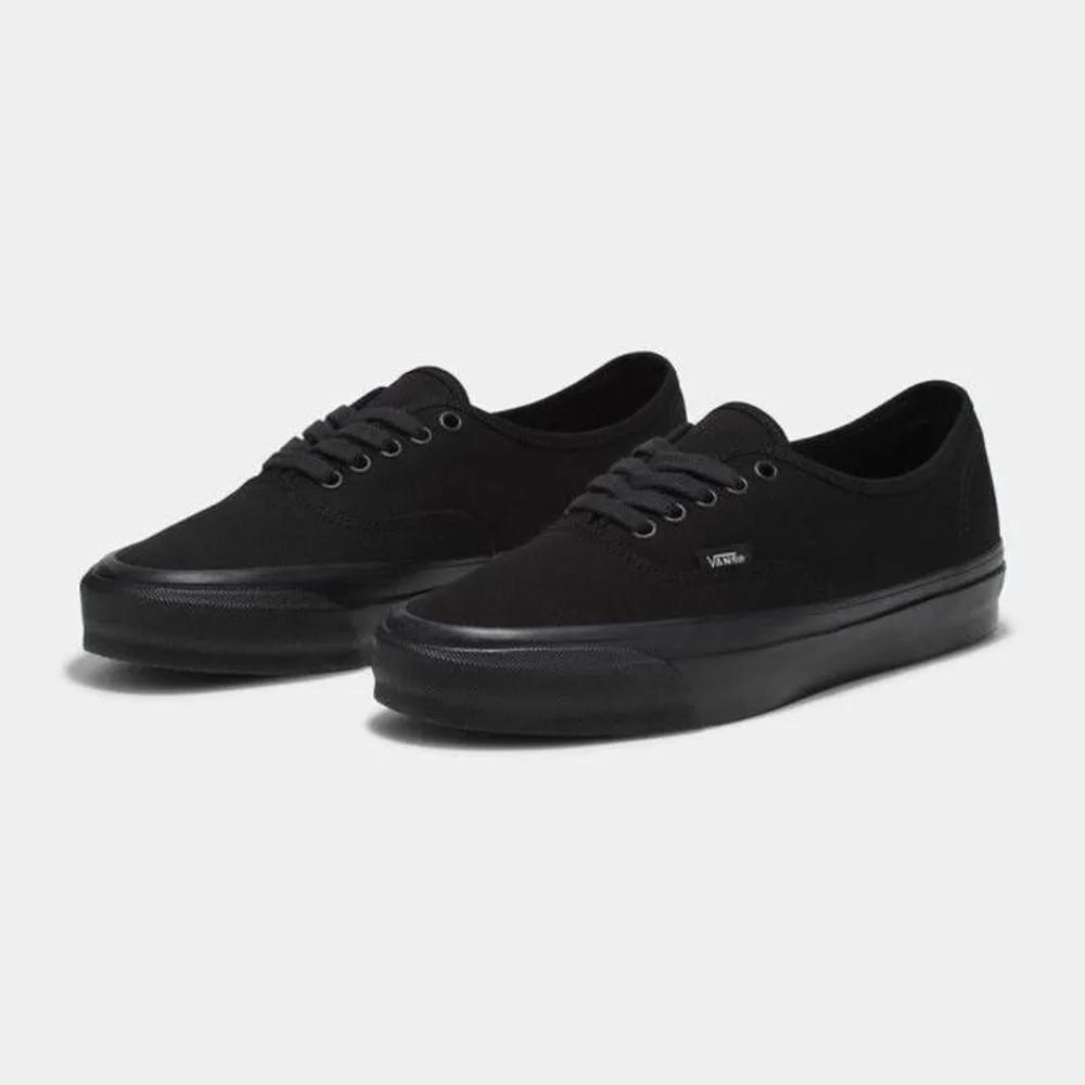 Vans Premium Authentic Reissue 44 LX All Black VN0007QZBKA1 129774