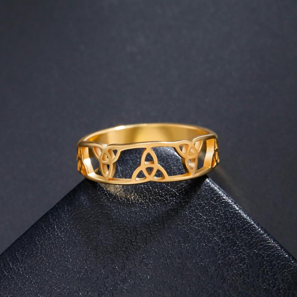 Lemegeton Irish Celtics Knot Vintage Triquetra Heart Rings for Women Gold Color Talisman Amulet Stainless Steel Jewelry Gift