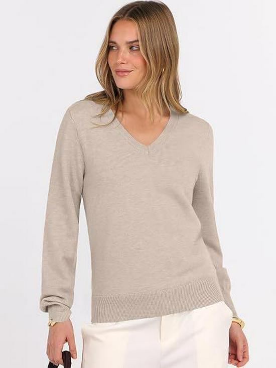 2026 European & American Autumn V-neck Loose Long Sleeve Solid Knit Women's Sweater - Commuting & Versatile