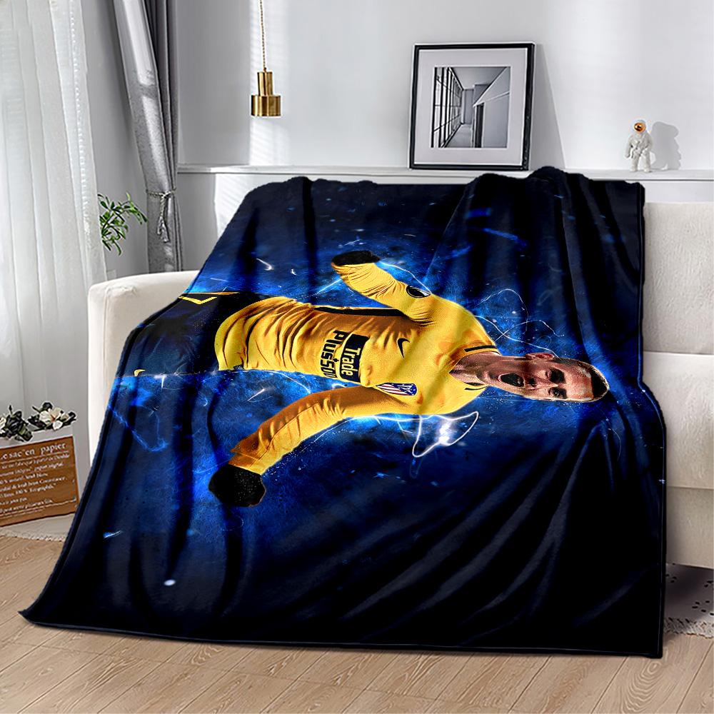 Griezmann's Jersey Blanket Durable Comfort Suitable for Picnics Bed Bedding for All Occasions Playful Design Suitable for Gifting Relatives and Friend