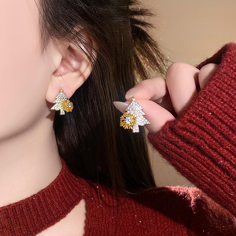 Christmas design Rotating Snowflakes With Zircon Inlay Christmas Tree Gold Earrings Trendy Jewelry For Womens Accessories