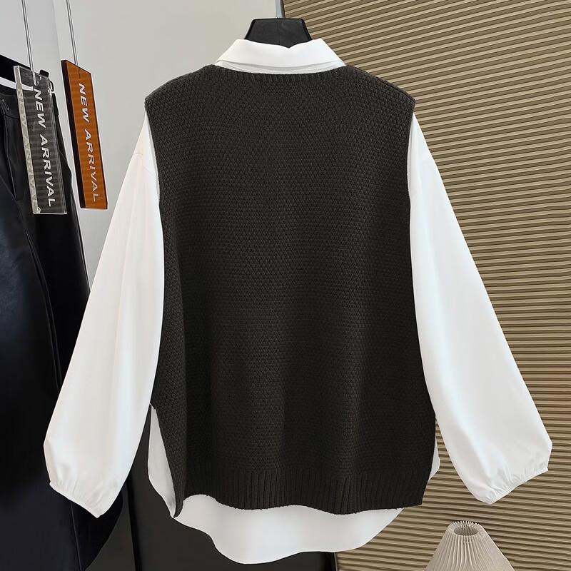 Женский комплект из двух предметов: рубашка с лацканами и длинным рукавом и асимметричный жилет