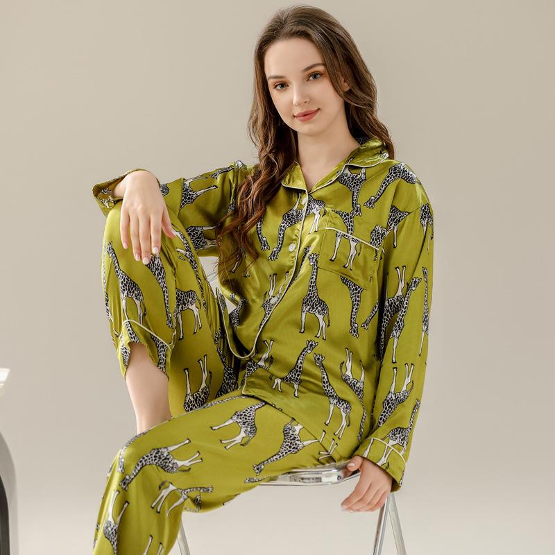 Весенне-осенняя женская пижама из высококачественного ледяного шелка, домашний костюм, женский летний костюм для дома с длинными рукавами и рисунком из мультфильма