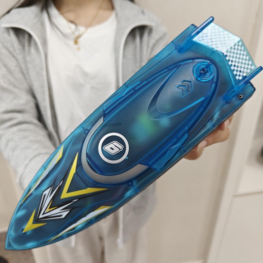 Лодка с дистанционным управлением, беспроводная, красочная, световая, трюковая, оптовая продажа, высокоскоростная игрушка, лодка с дистанционным управлением, скоростная лодка, зарядка, электрическая лодка, водонепроницаемая