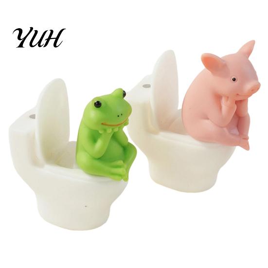 Exquisite Resin Crafts for Decor 2Pcs Meditation Pig And Frog Figurines, Funny Toilet Animal Ornament Desktop Miniature Bookshelf Decor, Humorous