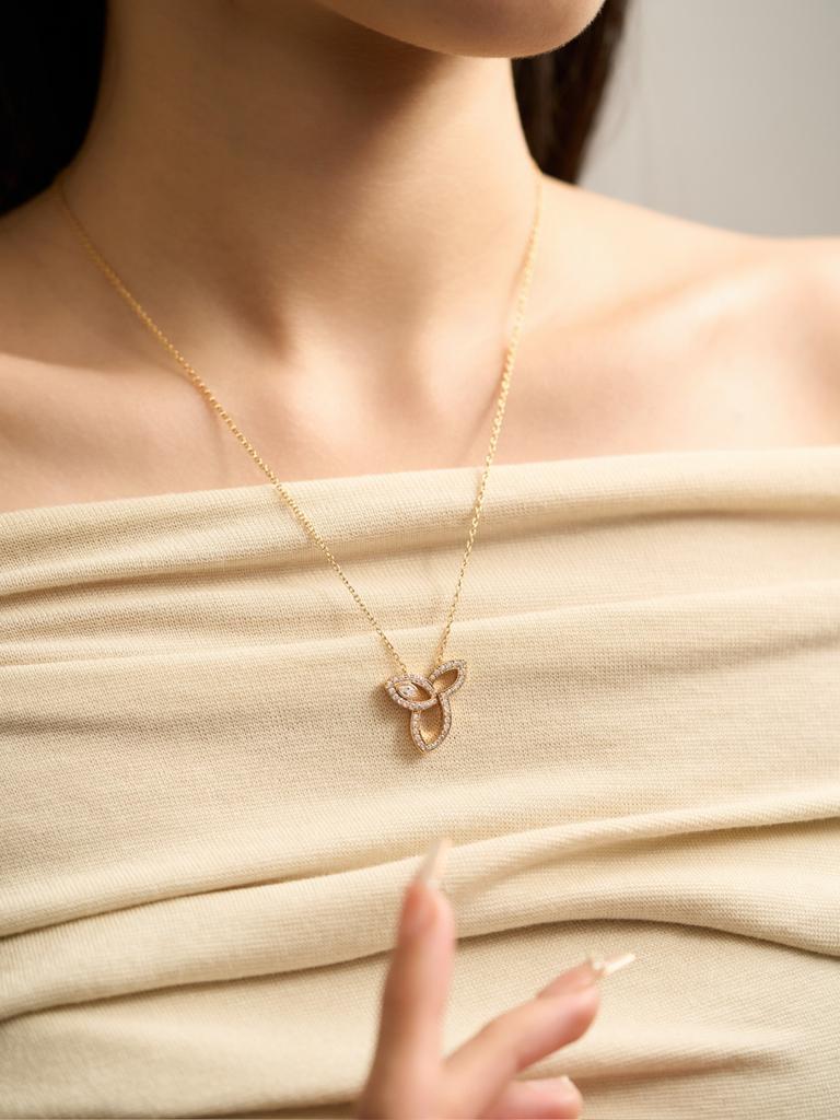 12 Minute Horse Eye Diamond Clover Pendant Diamond Necklace 18k Thick Gold Electroplated Daily Wear, Gift Banquet