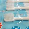 Nice Yaya Le Children's Suction Cup Toothbrush (2-Pack)