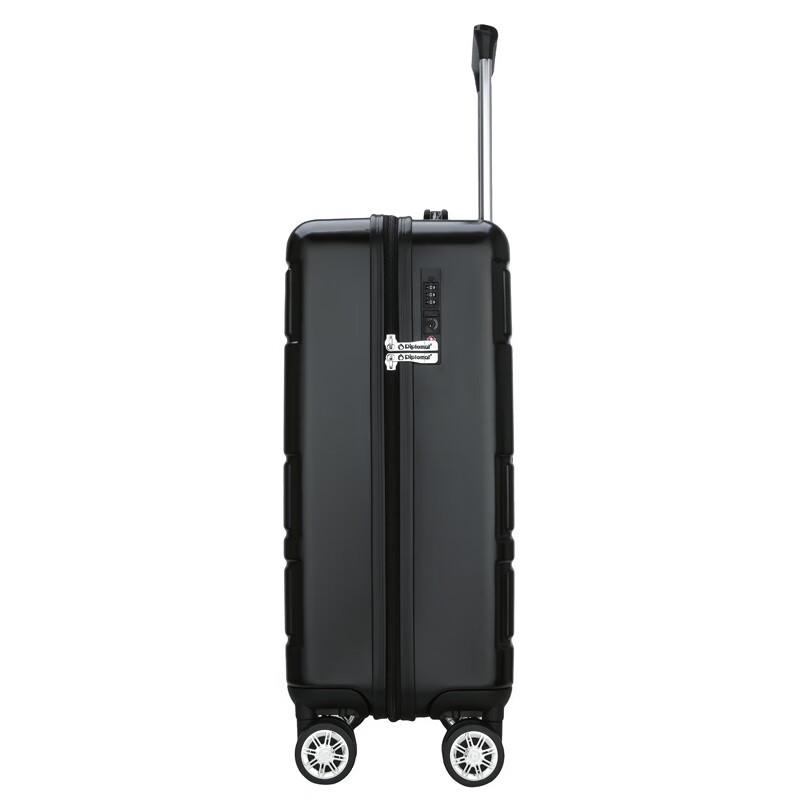 Чемодан на колесах Diplomat TC-6902 Business Hardside Spinner