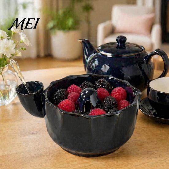 Fruit Vinegar Dipping Bowl Ceramic Berry Washing Bowl, with Side Pouring Spout And Drain Gift for Kitchen Enthusiasts Holes Design, Self Spinning