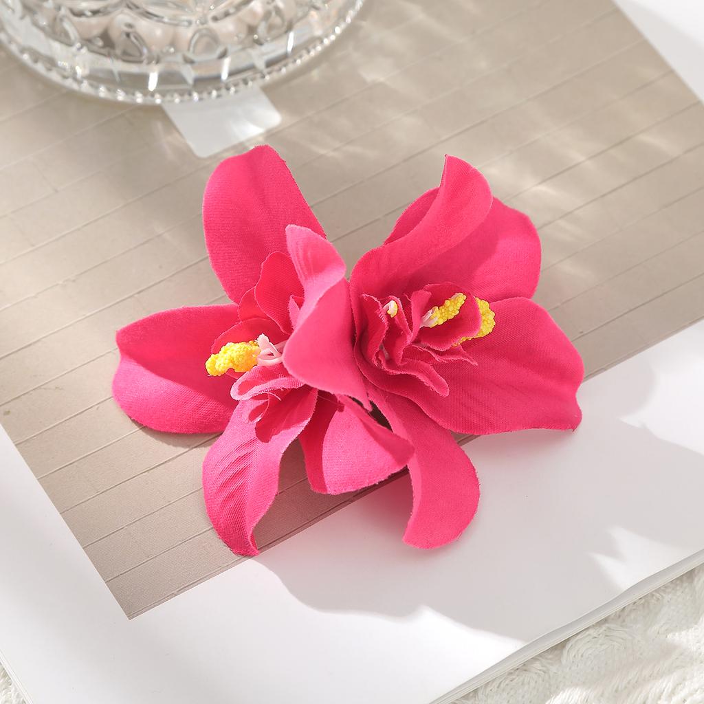 AWAYTR Elegant Bohemian Flower Small Hair Clips Faux Flower Side Pins Hairpin Vacation Beach Hair Accessories for Women