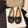 Gentle Soft-soled Women's Flat-bottomed Versatile Bow Soft-soled Women's Shallow Mouth One-pedal Shoes Are Not Tired Women's Shoes