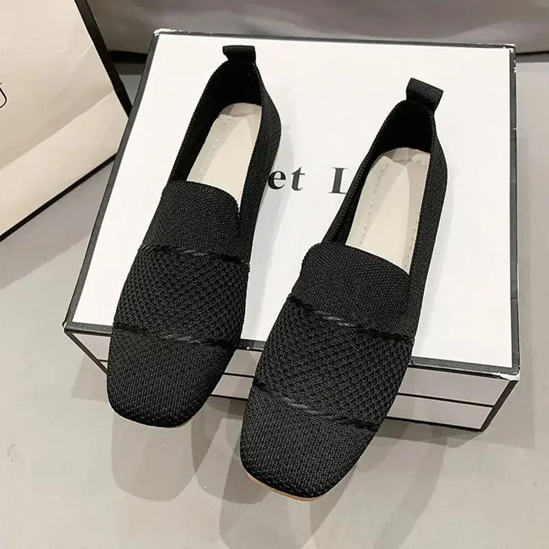 Новые вязаные женские туфли на плоской подошве, модные легкие туфли на одинарной подошве для женщин, дышащая женская обувь 2024