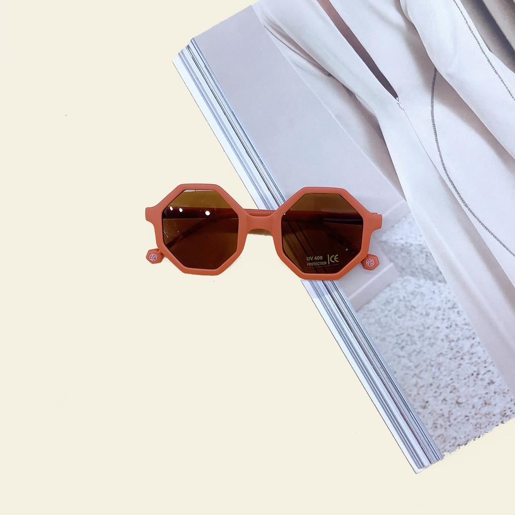 Модные детские солнцезащитные очки с нестандартной оправой из поликарбоната, модные весенние персонализированные солнцезащитные очки для ног