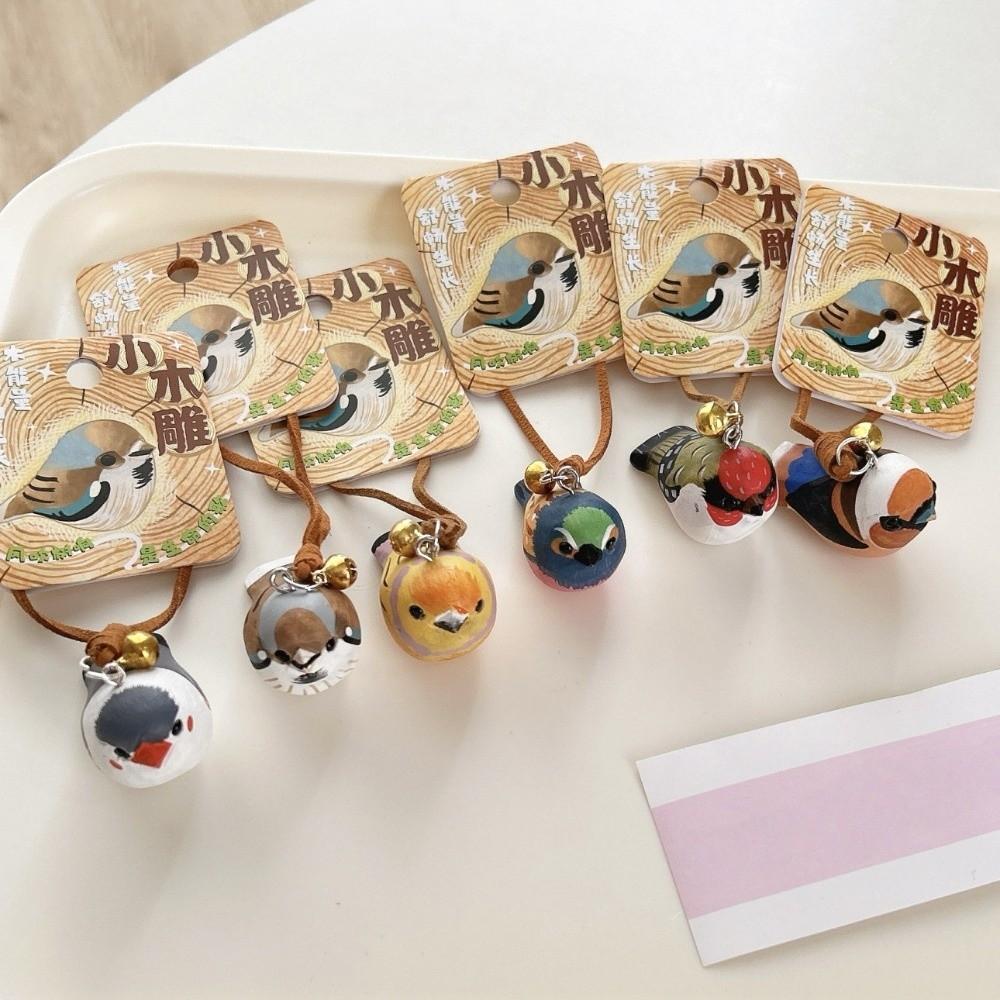 Cute Wood Carving Keychain Sparrow Brids Key Ring Unique Wooden Bird Pendant Bag Hanging