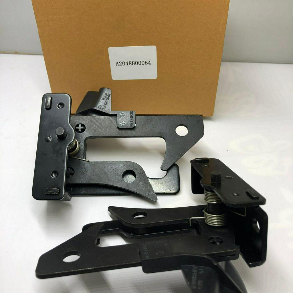 Mercedes W204 C300 GL350 Крючок защелки капота/боннета 2048800064