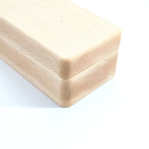 Taiya's Bonito Flakes Shaver, Beechwood with Custom-Made Blue Paper, Made in Japan (Red). Blades are pre-adjusted and ready to use. After-sales mainte