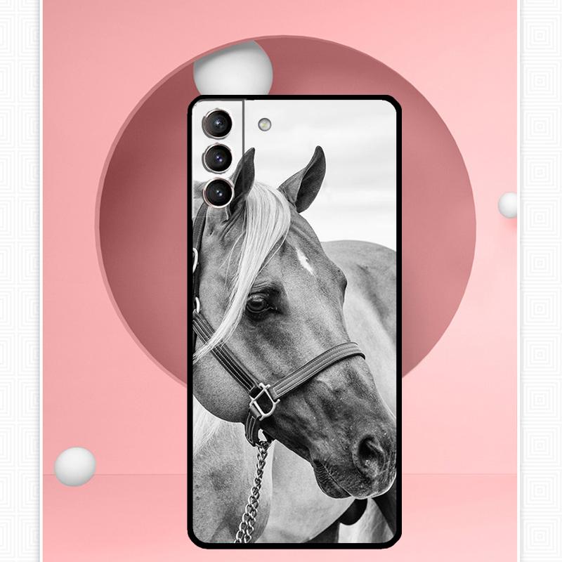 Черный Белый Лошадь Чехол для Samsung Galaxy S23 S24 Ultra S8 S9 S10 S22 Plus Note 10 20 Ultra S20 S21 FE Чехол