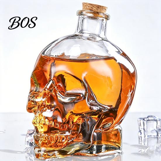 Whiskey Aerator Bottle Skull Decanter, 3D Glass Liquor with Stopper, Novelty Drip-free Dispenser Wine for Home Bar, Unique Gothic Gift Men Collectible