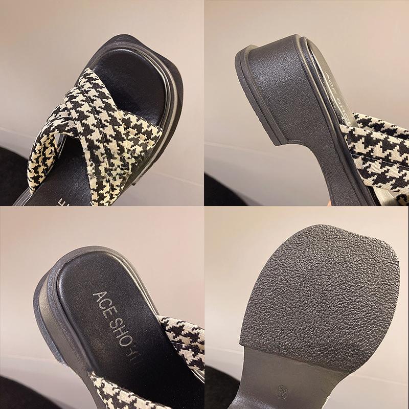 Новые шлепанцы на толстой подошве для женщин в стиле ретро с квадратной головкой, модные женские пляжные туфли