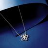 Full Zircon Flower Pendant Necklace Light Luxury Clavicle Chain Women Fashion Commuter Jewelry
