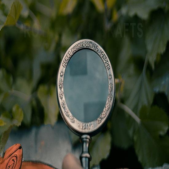 Vintage Henry Hughes London 1941 Magnifying Glass with Elegant Leather Case - Timeless Elegance for Discerning Collectors