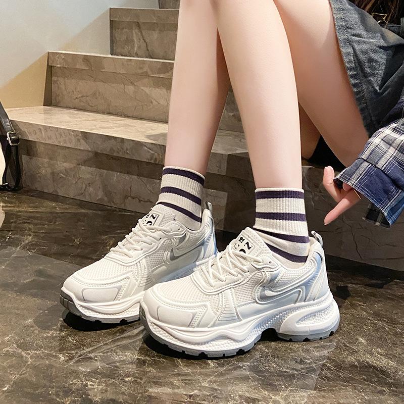 Туфли для папы женские на платформе 255 весна-осень новые ретро жареные уличные туфли для увеличения роста серебристые универсальные повседневные спортивные туфли женские