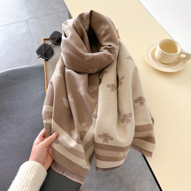 2024 New Korean Version New Geometric Fashion Double-sided Imitation Cashmere Warm Scarf with High-end Feel
