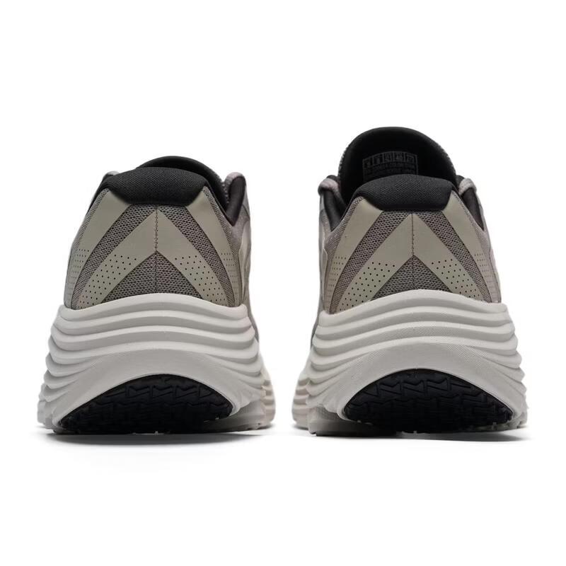 Skechers Мужские дышащие беговые кроссовки с мягкой подошвой