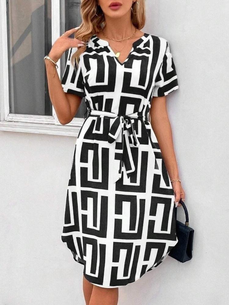 Summer Women's Short Sleeved Dress V-neck Fashionable Elegant Dress Casual Lace Up Beach Dress